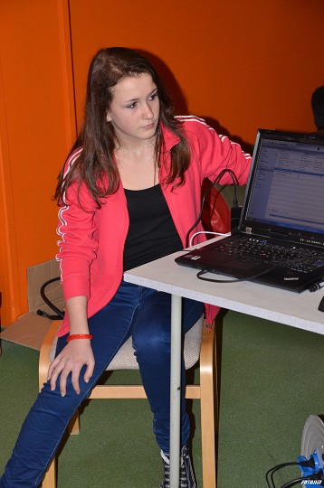 img00100.jpg