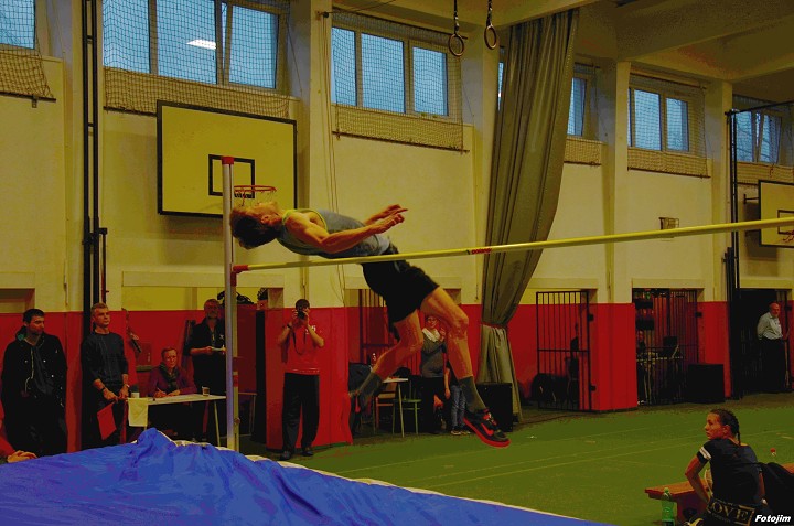 img02377.jpg