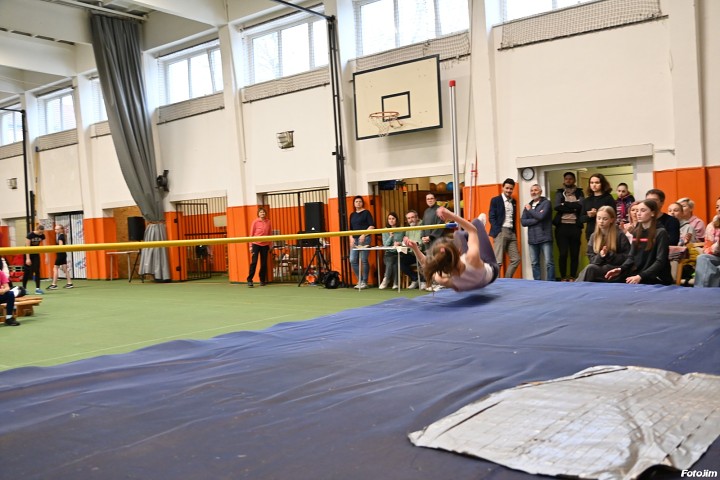 img01215.jpg
