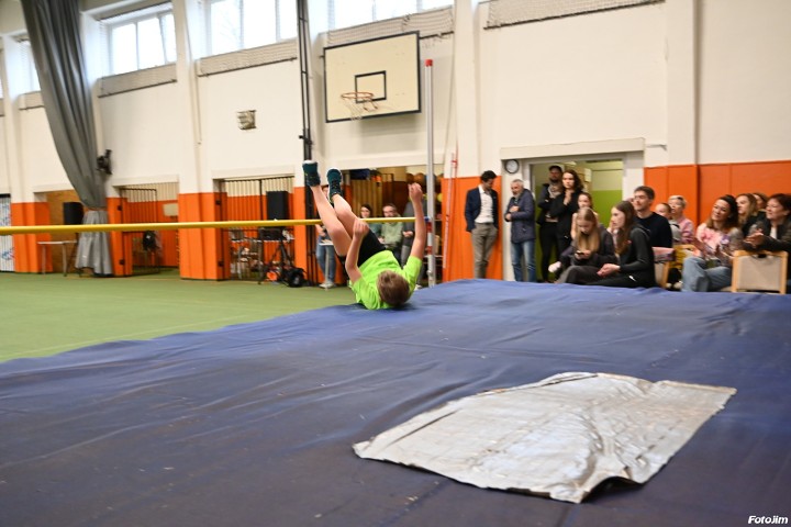 img01229.jpg