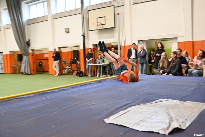 img01305.jpg