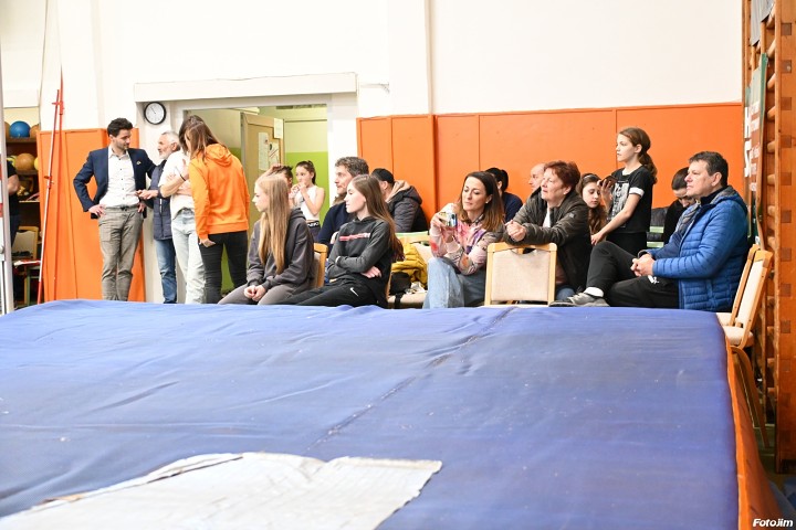 img01439.jpg
