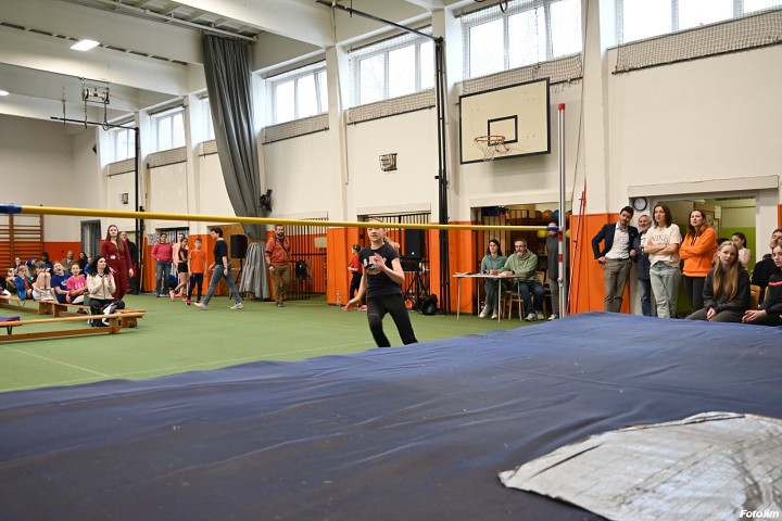 img01444.jpg