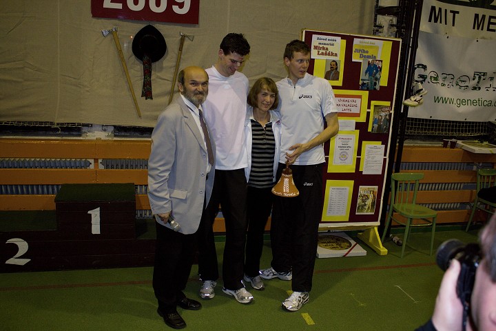 img00188.jpg