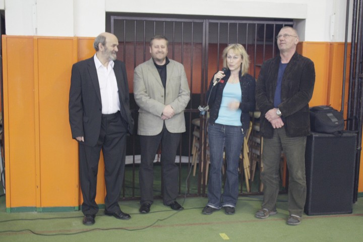 img00003.jpg