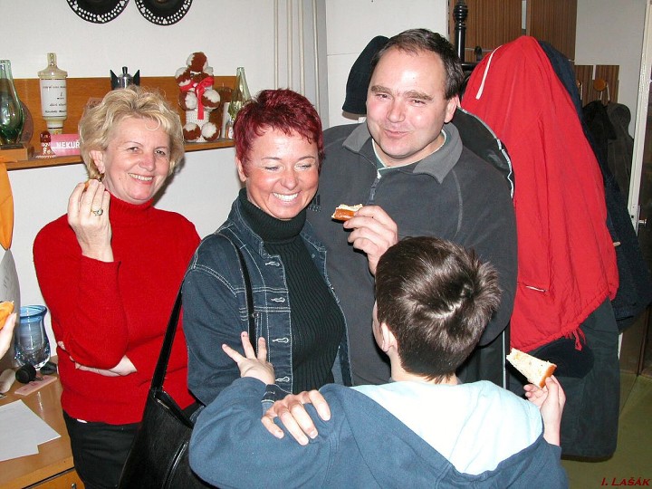 img00105.jpg