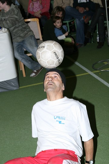 img00127.jpg