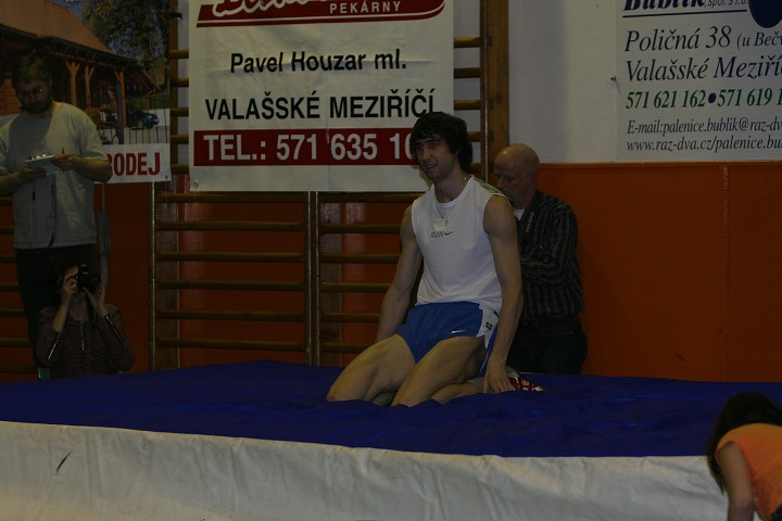 img00097.jpg
