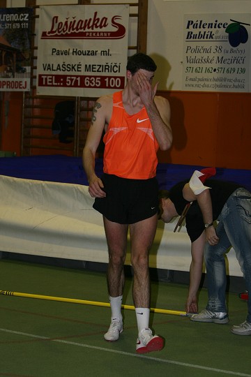 img00105.jpg