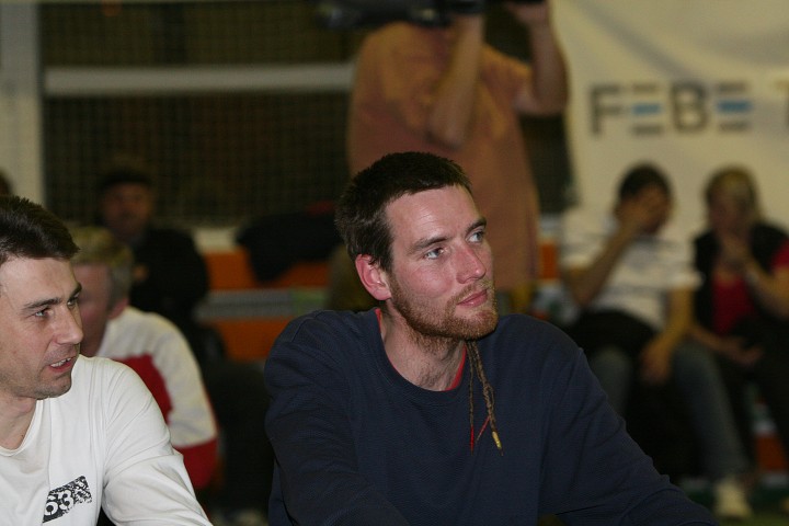 img00100.jpg