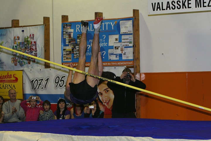 img00104.jpg