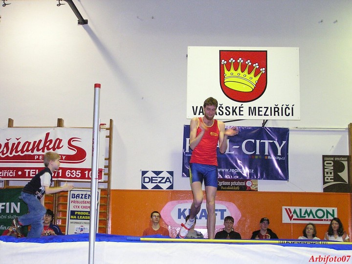 img00126.jpg