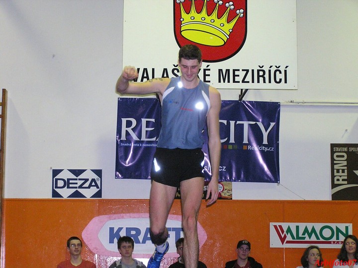 img00128.jpg