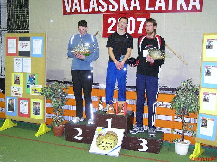 img00137.jpg
