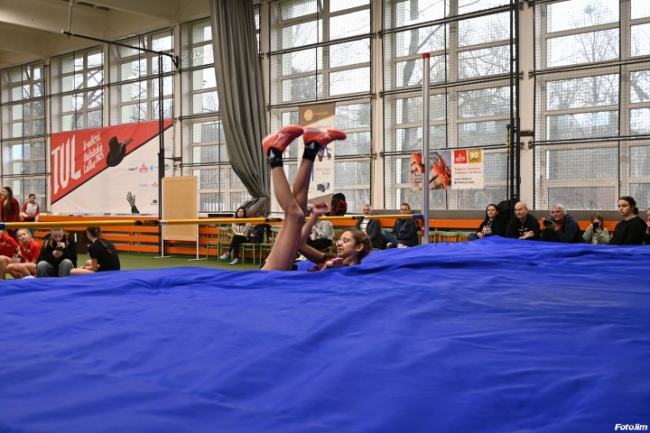 img01611.jpg
