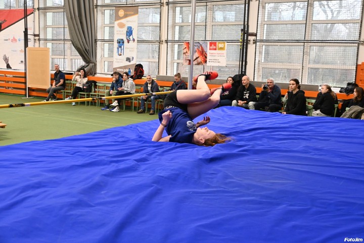 img01717.jpg