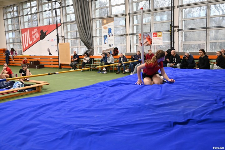 img01744.jpg