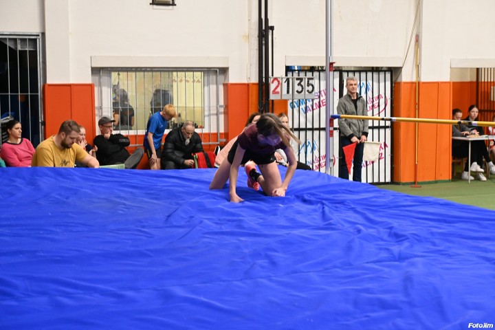 img02006.jpg