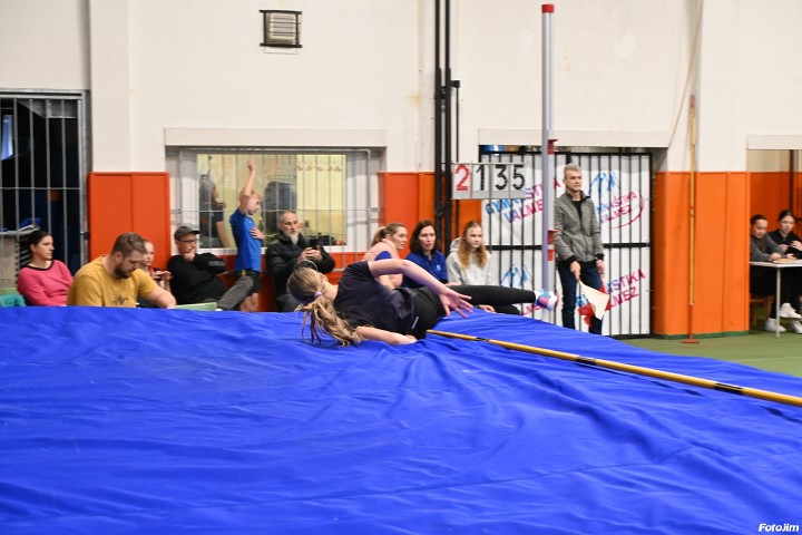 img02012.jpg