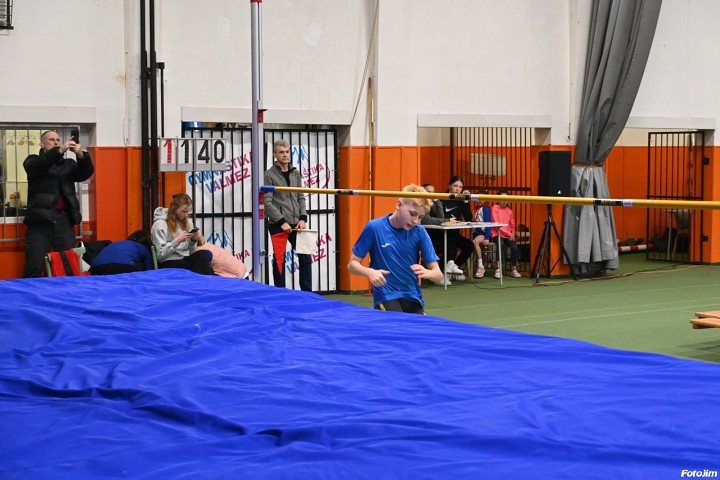 img02041.jpg