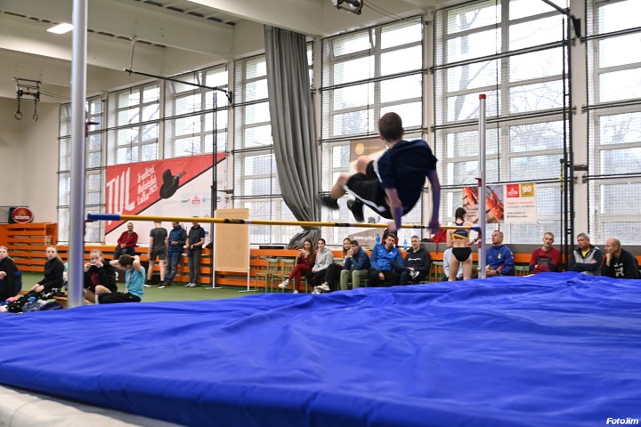 img02307.jpg