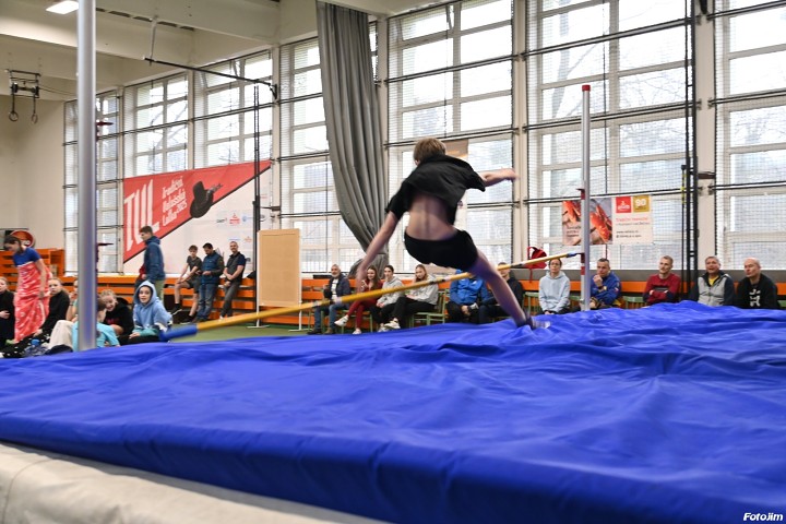 img02321.jpg