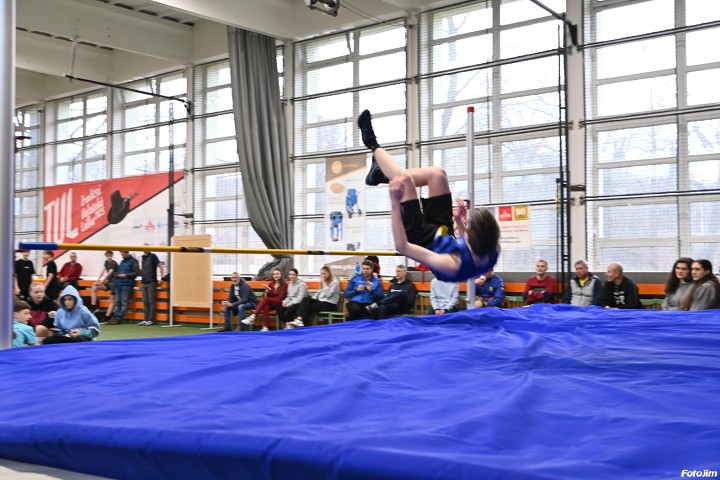 img02326.jpg