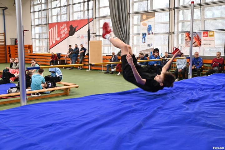 img02366.jpg