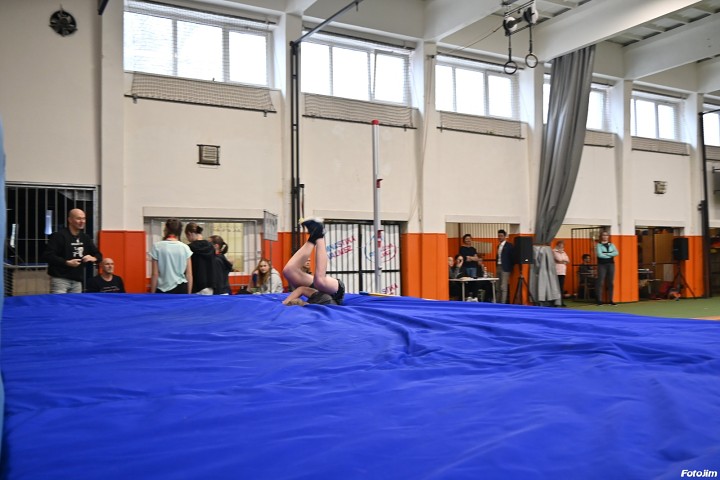 img02786.jpg