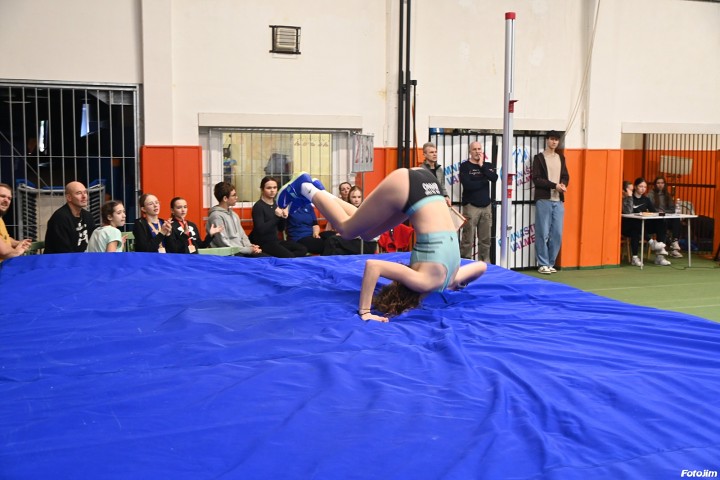img02837.jpg