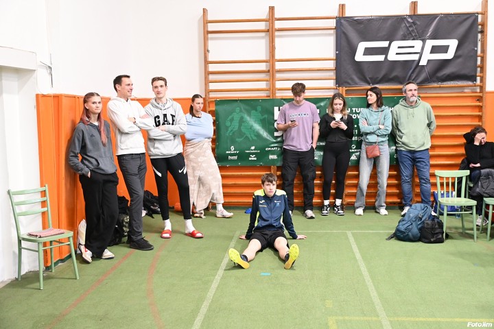 img02903.jpg