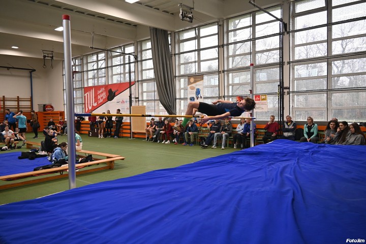img02928.jpg
