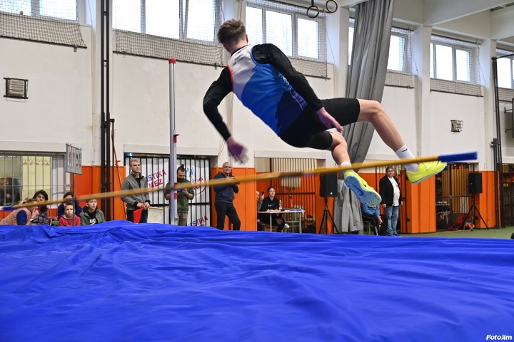 img03353.jpg