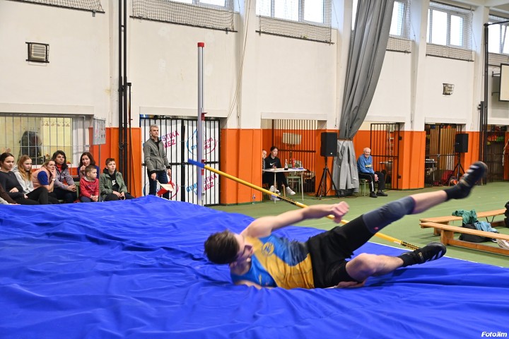 img03380.jpg