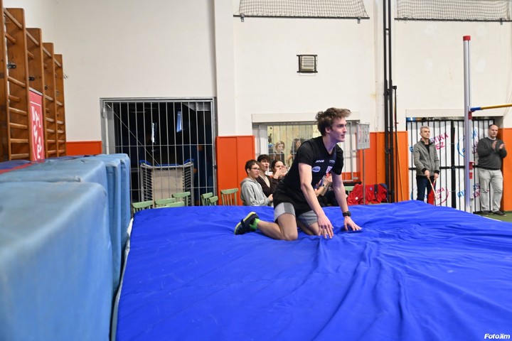 img03417.jpg