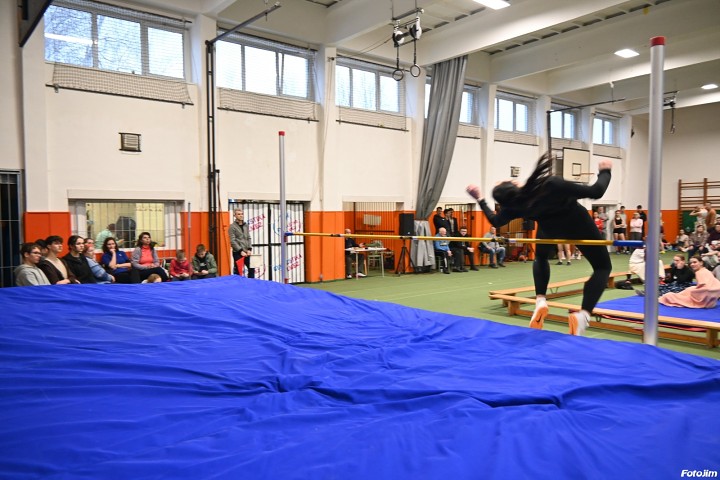 img03585.jpg