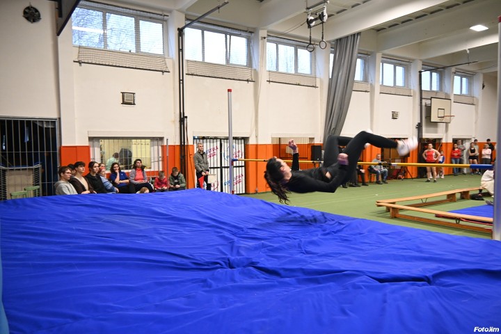 img03586.jpg