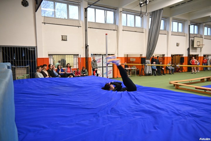 img03587.jpg