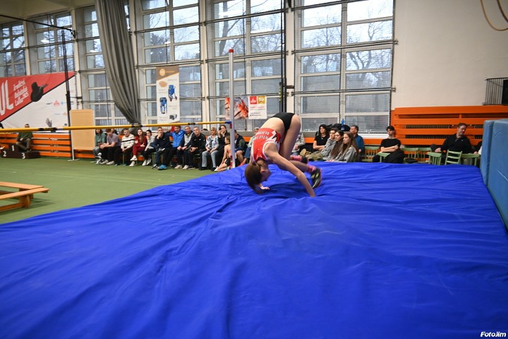 img03707.jpg