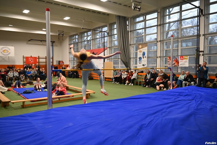 img03716.jpg