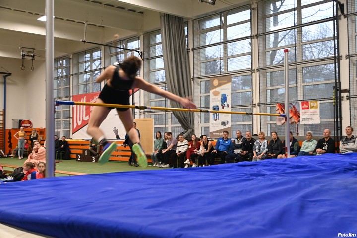 img03757.jpg
