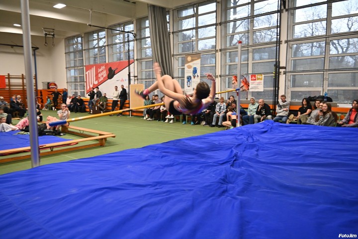 img03786.jpg