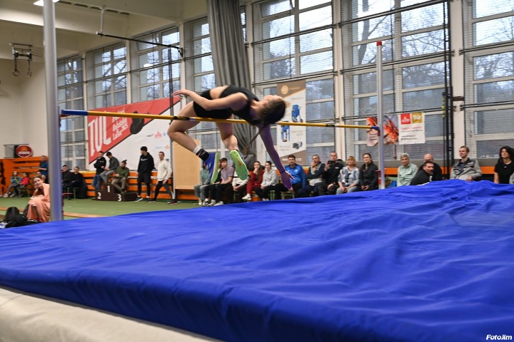 img03806.jpg