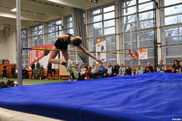 img03808.jpg
