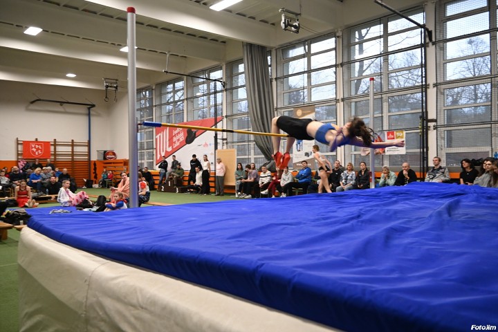 img03832.jpg