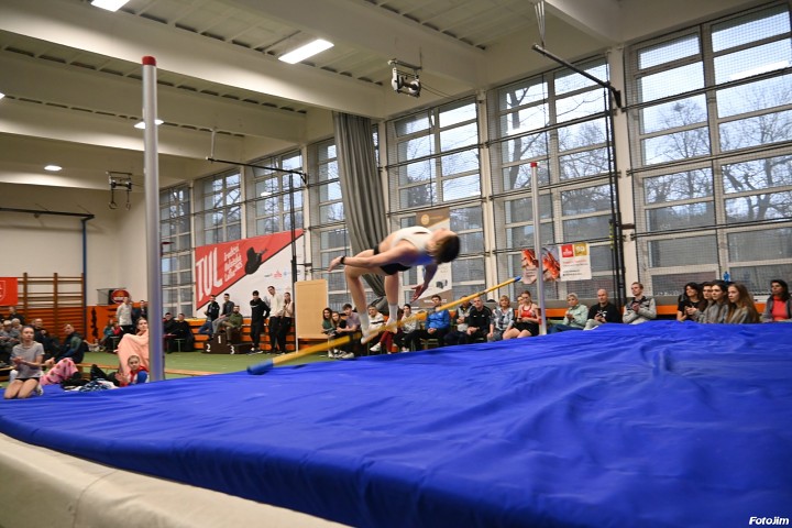 img03842.jpg