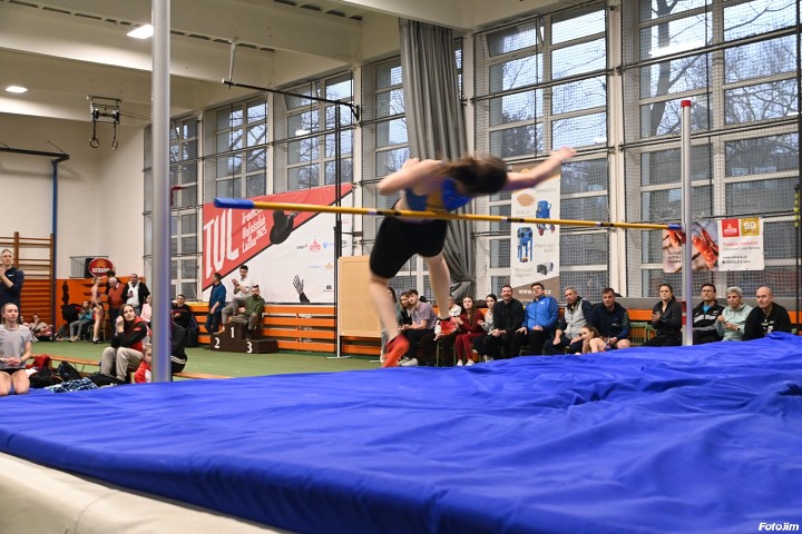 img03916.jpg