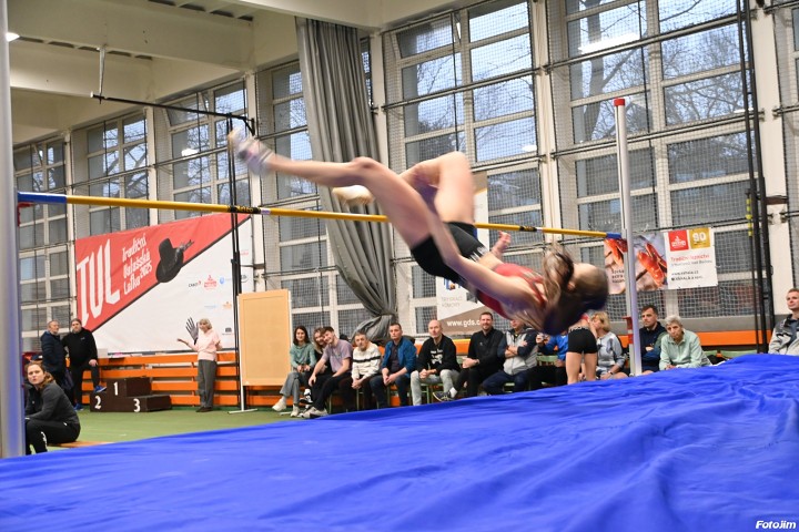 img03933.jpg