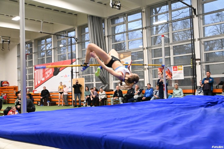 img03946.jpg