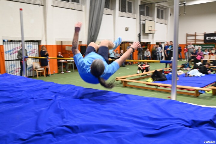 img04093.jpg